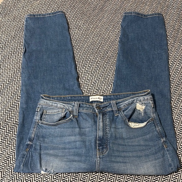 Studio Blue Denim - Studio Blue Straight Leg Jeans | Sz 32